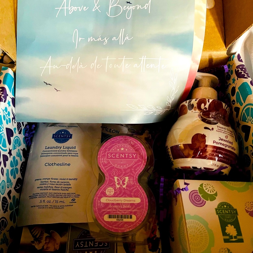 Scentsy whiff box. New in box.